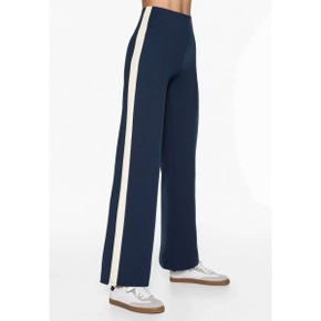 4583173 OYSHO Tracksuit bottoms - blue