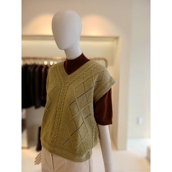 [여주점] 씨씨콜렉트 브이넥니트베스트E254ksb131