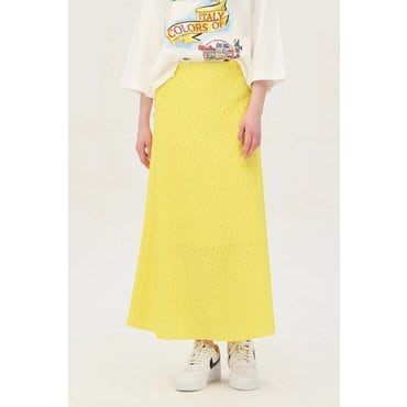 베네통 엠보 패턴 롱 스커트 BASK02511