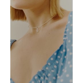 ViVi Pearl Choker