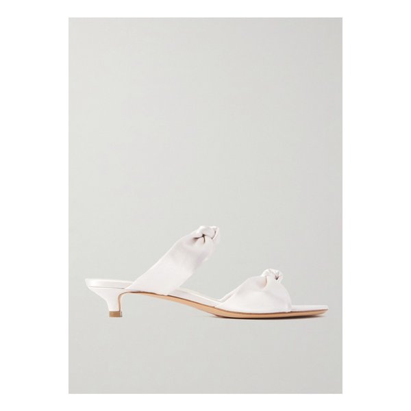 르 몽드 베릴 노트 새틴 샌들 1647597326089893