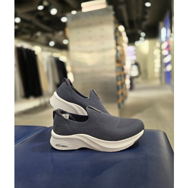 [파주점] RGB 피어 4.0 슬립온 워킹화 (1RM02939H-896)