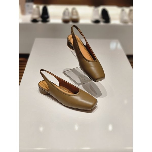 [부산점] 여성 플랫 슬링백sbfro06010