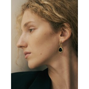 apart or together earring _ onyx