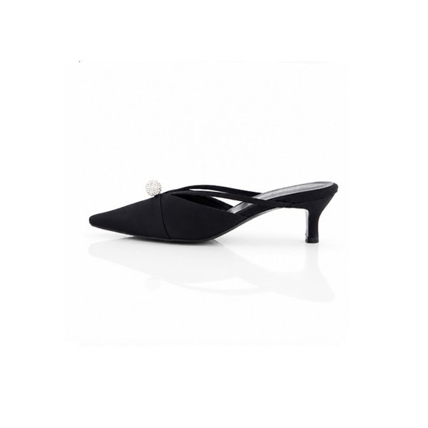 MD1141p Pointed-toe Strap Mule_Black