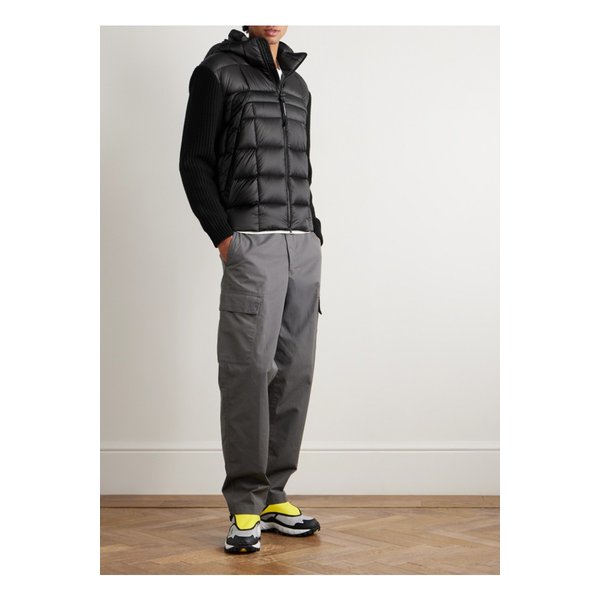 로고 아플리케 퀼팅 립스탑 와플 니트 울 후드 다운 재킷 블랙 46376663162869053