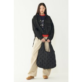 로고 자수 패딩 숄더백 9176470989099