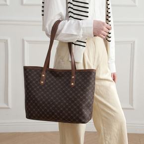 klache / 클라셰 스퀘어모노숄더백_B6M0597