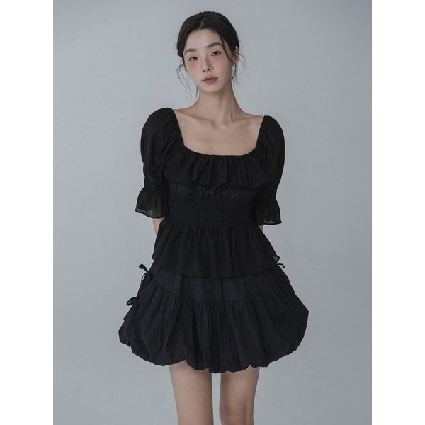 [리퍼브]OFF-SHOULDER RUFFLE SMOCK BLOUSE_BLACK