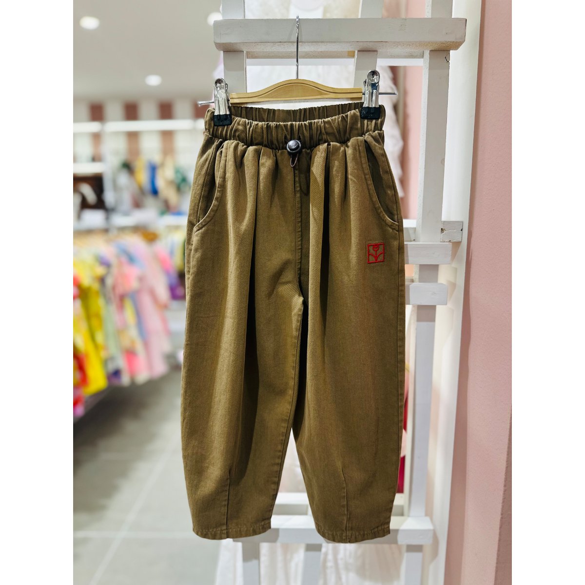 확대된 대표 .