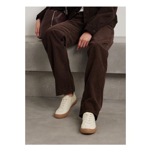 캔버스 스니커즈 1647597353834306