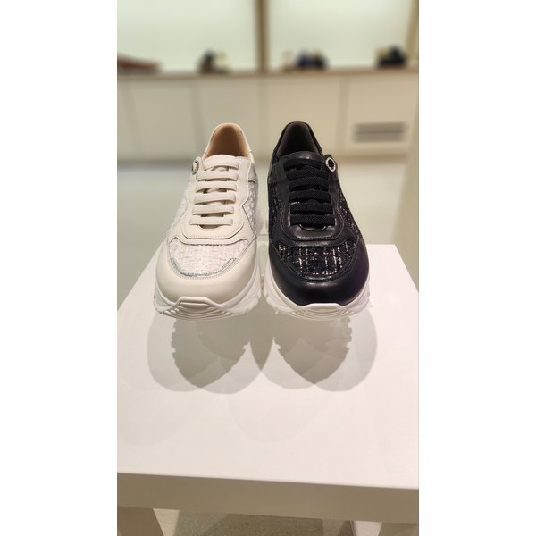 [여주점] 바바라 6cm 트위드 콤비 스니커즈 2컬러 AAJ172