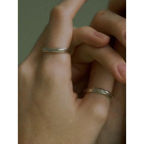LEAF LINE RING