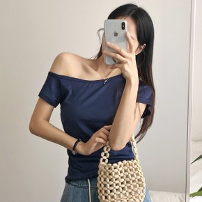 리옹 베이직 슬림 언발 오프숄더 반팔 티셔츠