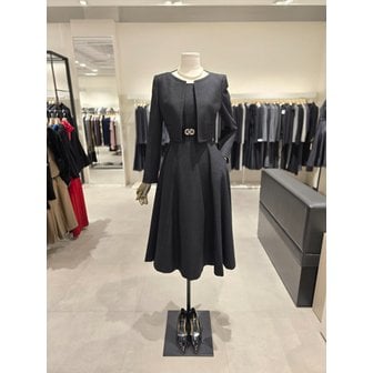 지고트 [파주점] 울 블렌드 글리터 플레어 원피스 + 재킷 세트 JRAA0OP832