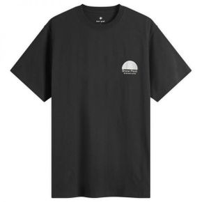 알파 Breeze Typography 티셔츠 - 블랙 TS-24SU001-BLK