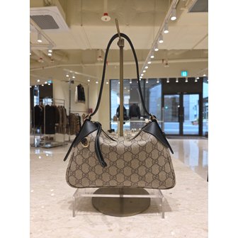 구찌 [부산점] 여성 엠블럼 스몰 숄더백 815218-FAEAA-9765