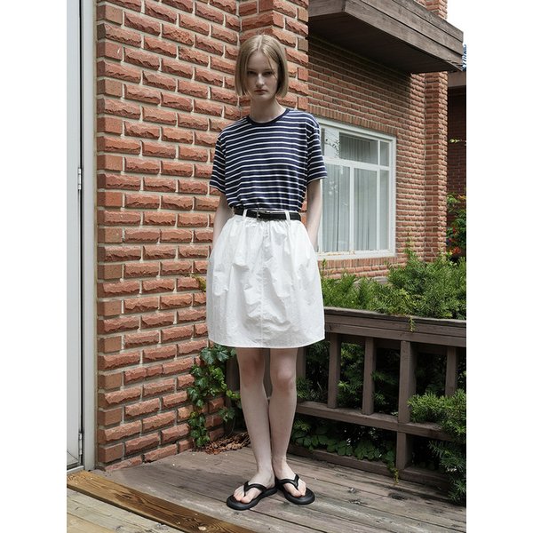 BALLOON COTTON NYLON VOLUME SHORT FLAIR SKIRT (IVORY)