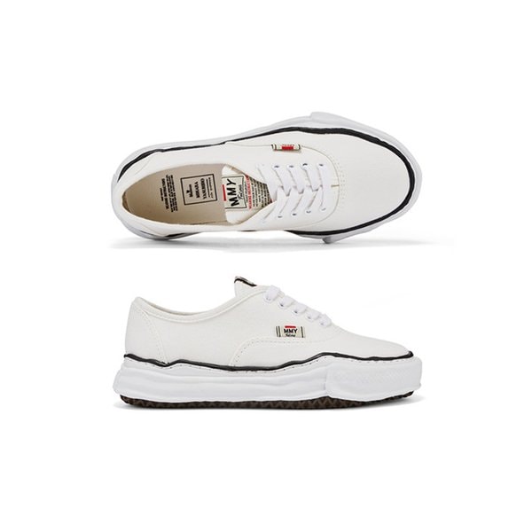 A02FW704 WHITE 베이커 OG 로우 스니커즈