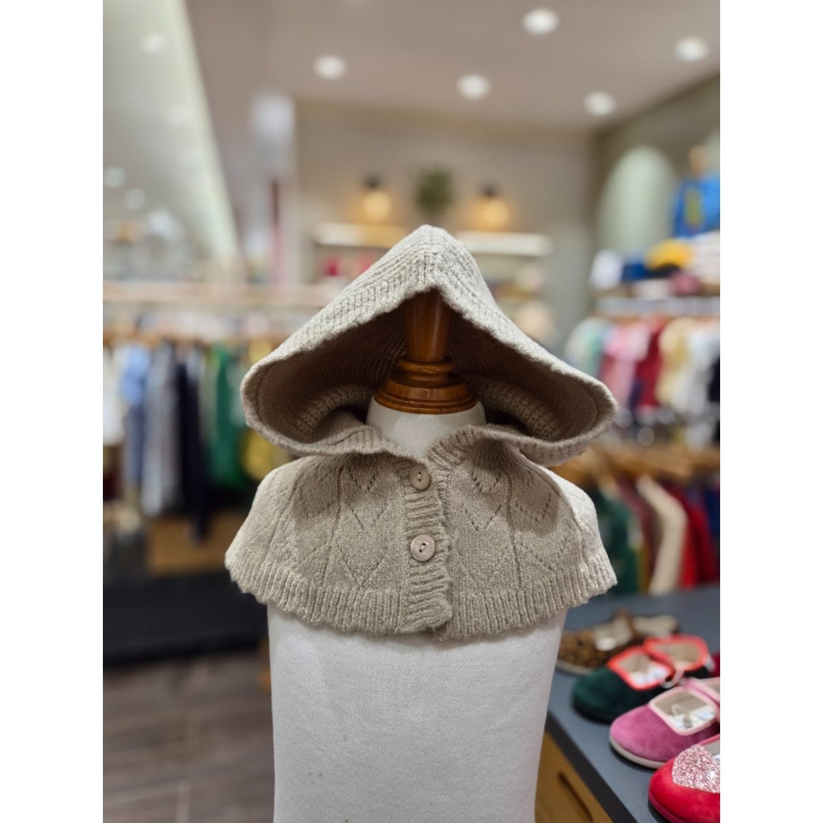 확대된 대표 .