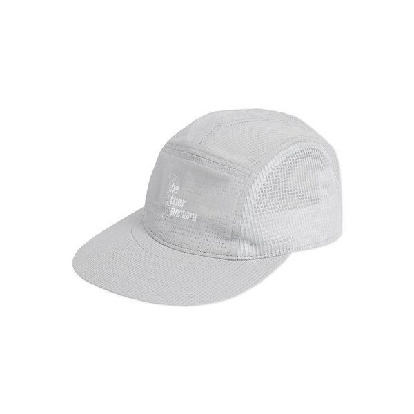 Vantage Mesh Running Cap - Silver