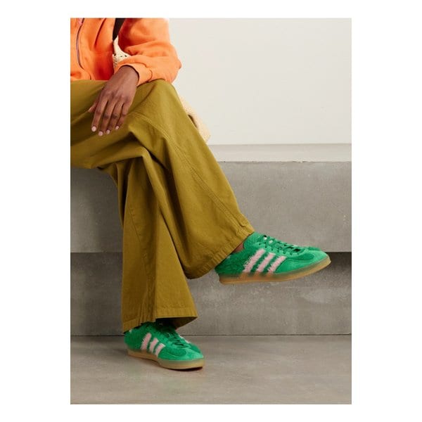 가젤 인도우 스웨이드 트리밍 브러시드 니트 스니커즈 브라이트 46376663162987878