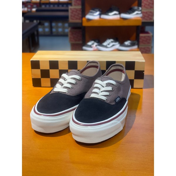 [여주점] (남여공용) 스니커즈 MTE 어센틱 리이슈 (브라운) (VN000CW2RML)