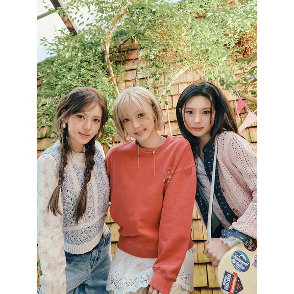 [KiiiKiii PICK] 라운드넥 크로셰 니트 베스트_T262MVT132W