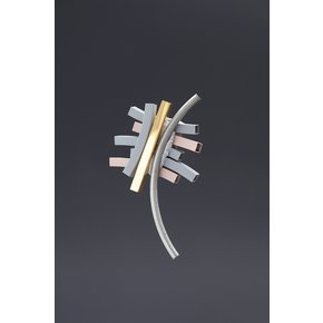 Metach Subtlety - Ash Pink Brooch