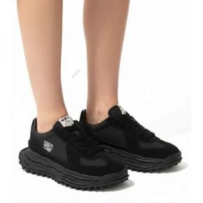 26 래리 OG 솔 믹스 머터리얼 로우탑 스니커즈 A14FW