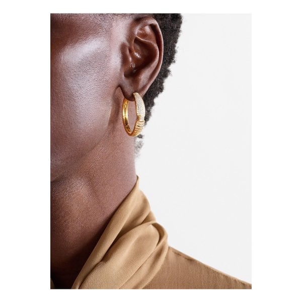 알마시카 아디레 18k 골드 다이아몬드 후프 이어링 1647597353340991