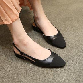 21A803 black slingback