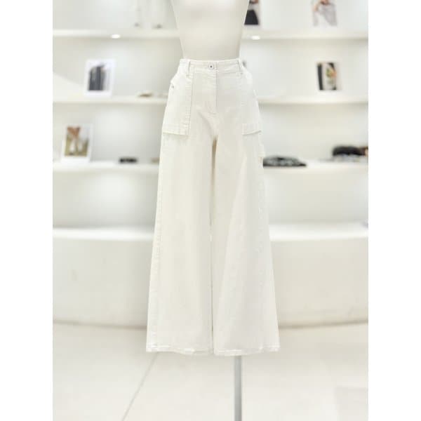 [여주점] 여성 아웃포켓 화이트 데님 팬츠 (D252PSA441)