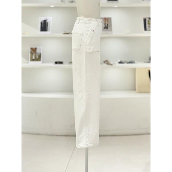 [여주점] 여성 아웃포켓 화이트 데님 팬츠 (D252PSA441)