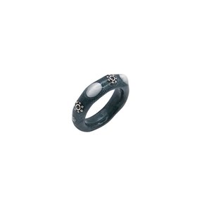 ebony ring-black