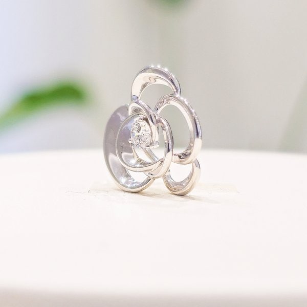 [부산점] 메이로즈 18K 다이아 펜던트 210900191 (체인 제외)