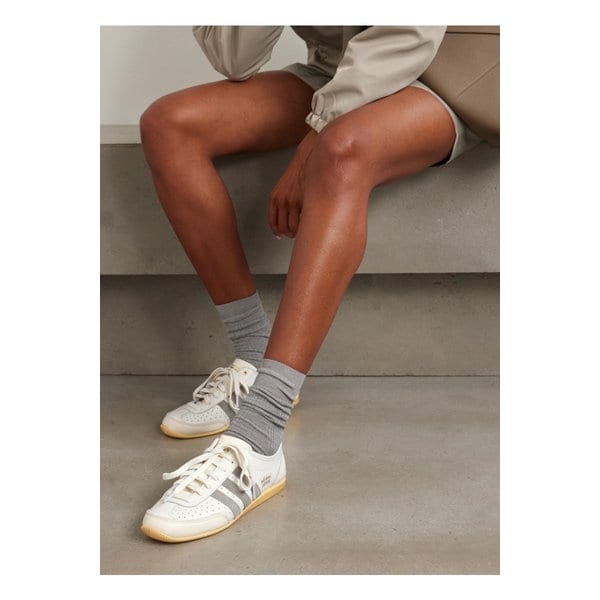 재팬 데콘 W 퍼포레이티드 스웨이드 트리밍 가죽 스니커즈 46376663162926248