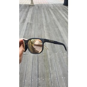 루디 사운드라이즈 스포티 선글라스  SP135706-0003