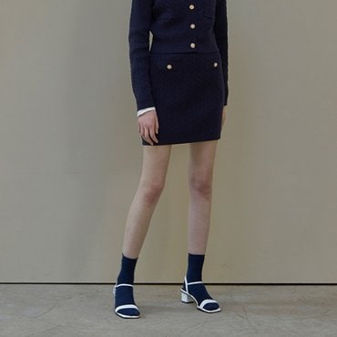 나인(Atelier Nain) (택가:69,000원)제이미 케이블 셋업 니트 스커트(SK-4760)