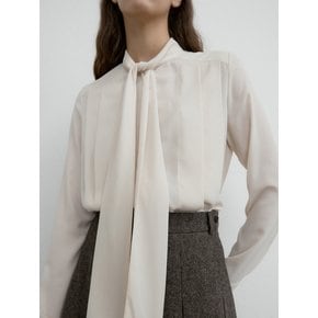 RIBBON TIE PINTUCK BLOUSE_2COLOR