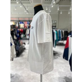 [여주점] RETS4ER02WT 기본 스몰로고 세미오버핏 반팔 남녀공용티셔츠