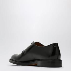 26FW 듀칼 드레스 슈즈 DU1385SIEWUF007 Black