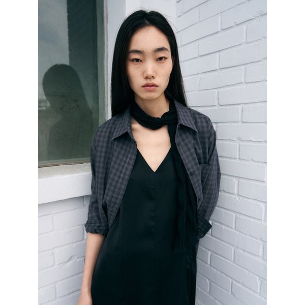 앰비언트 가넷 브이 원피스[black]