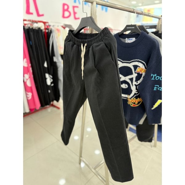 [여주점] 기모피치, 면 원턱 팬츠 ,블랙JDSN0180B01