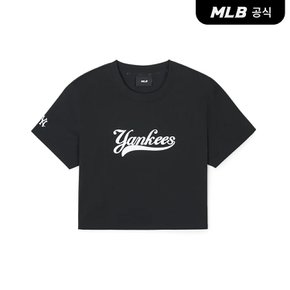 [코리아공식] 여성 베이직 바시티 컬시브 크롭 티셔츠 NY (Black)