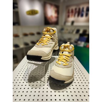 KEEN [여주점] [하이트레일 MID WP] 베이지 여성 트레킹화_KNSO5E404I2