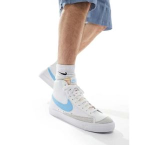 4542375 Nike Blazer Mid 77 Vintage sneakers in white and blue