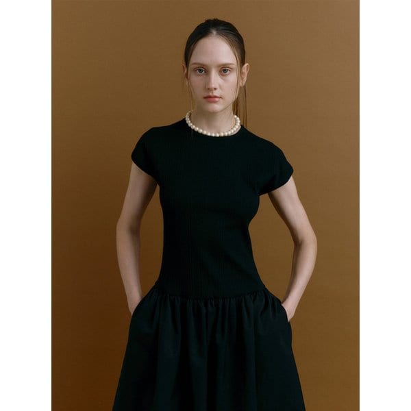 CAP-SLEEVE LAYERED DRESS (moat black)