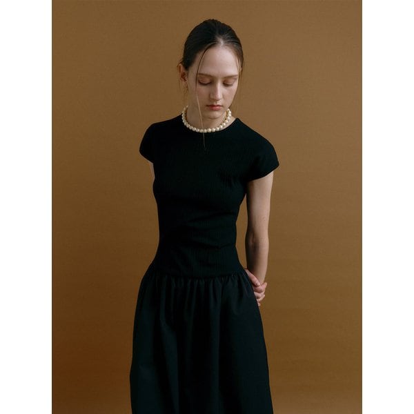 CAP-SLEEVE LAYERED DRESS (moat black)