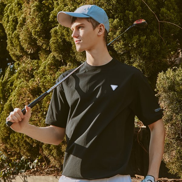 [부산점] ADDICTED 용출립스탑 남성 맨투맨형 반팔 우븐탑 블랙_CHD2MWT0211BK